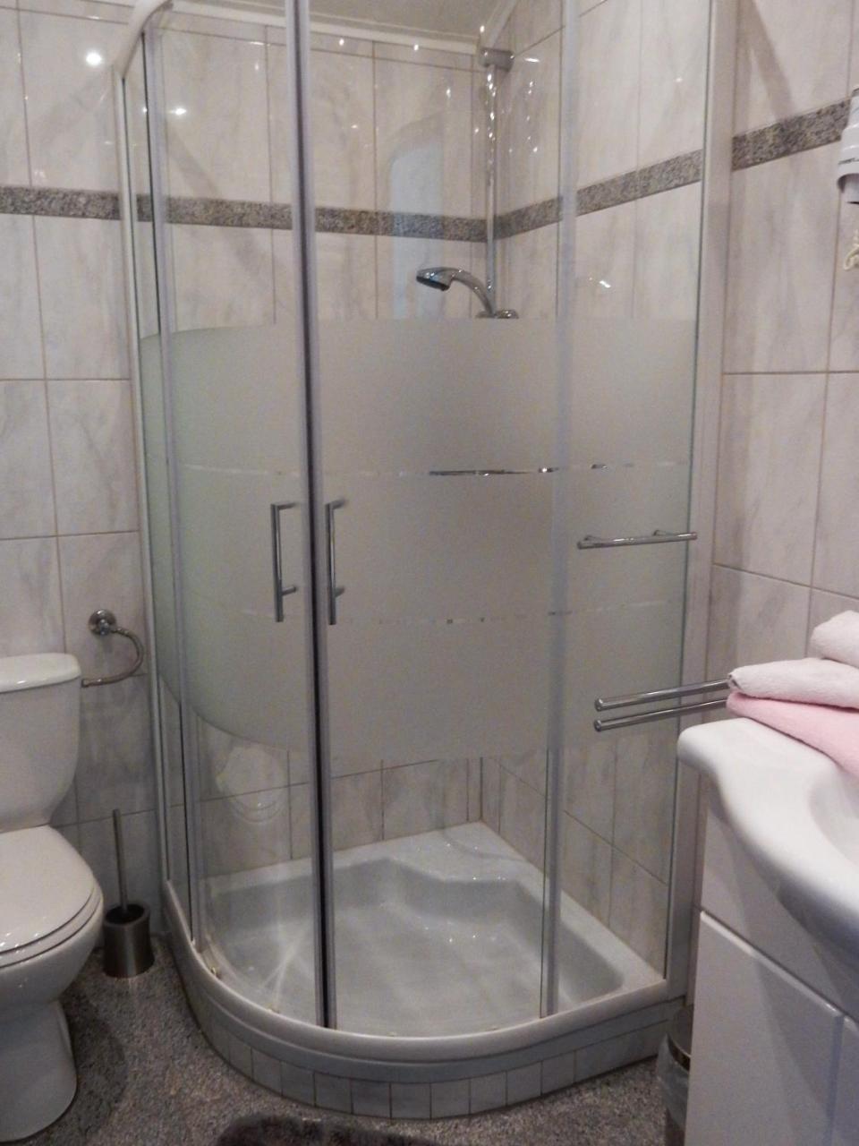 Eberndorf Fruehstueckspension Lach Bed & Breakfast エクステリア 写真
